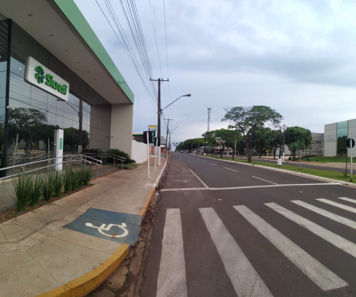 Ag&ecirc;ncia da Sicredi Centro-Sul MS fica na Avenida Moura Andrade, em frente &agrave; Prefeitura Municipal &ndash; Foto: Jornal da Nova